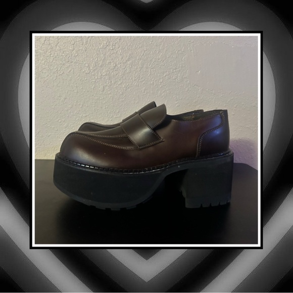 Vintage 90s Chunky Platforms - Picture 1 of 8